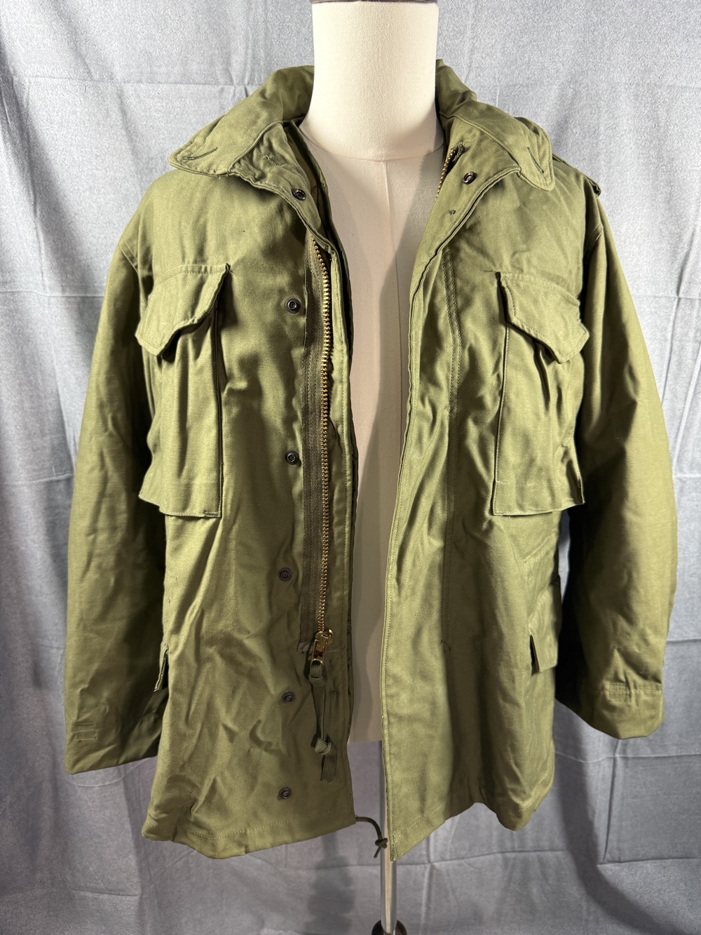 Vintage 1972 U.S. Army M-65 Field Jacket Medium Short OG-107 w/ 1978 Liner